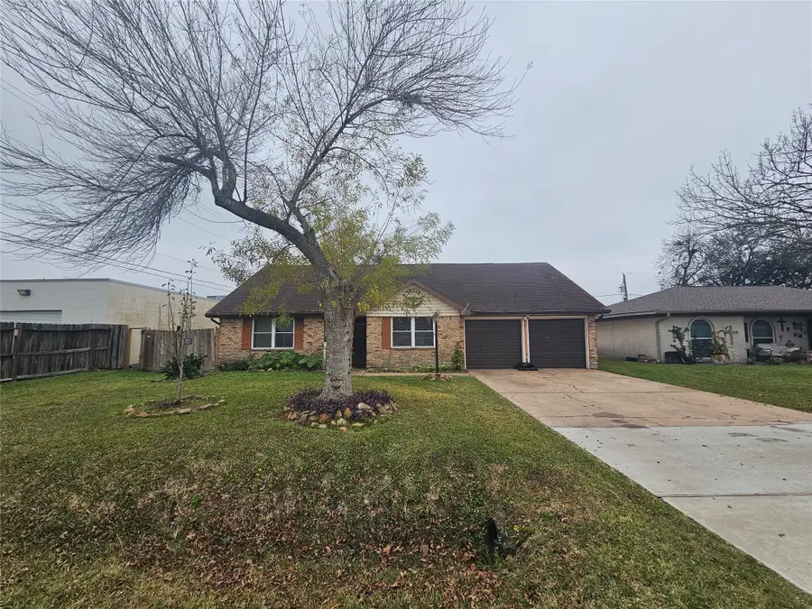 2818 Spa Drive, Deer Park, TX 77536 - Image #2