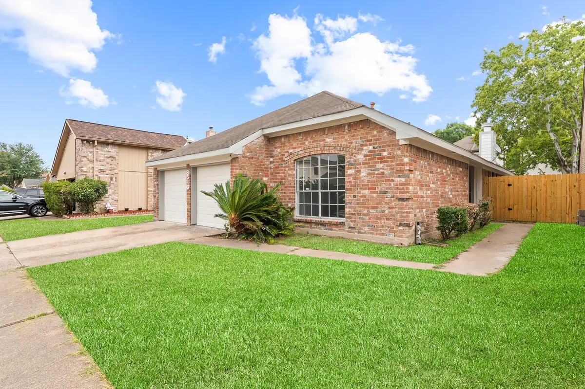 8510 Woodcamp Drive, Houston, TX 77088 - Image #1