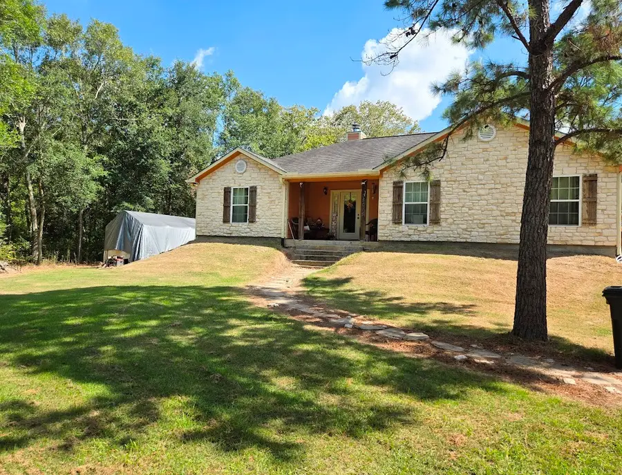 18015 Azalea Drive, Beaumont, TX 77705 - Image #2