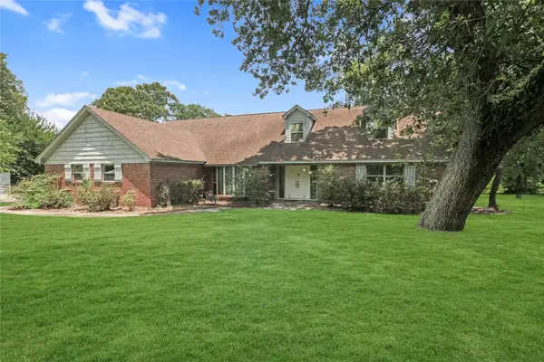 22902 Kobs Road, Tomball, TX 77377