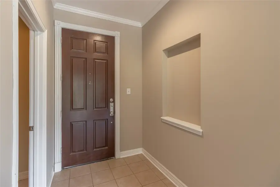 4515 Briar Hollow Place #304, Houston, TX 77027 - #3