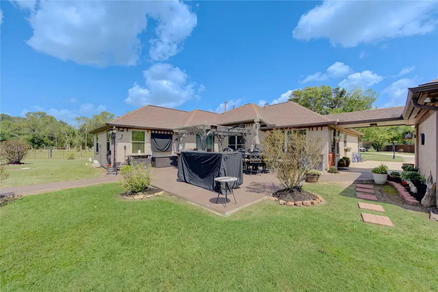 15706-2 County Road 526, Rosharon, TX 77583 - Image #3
