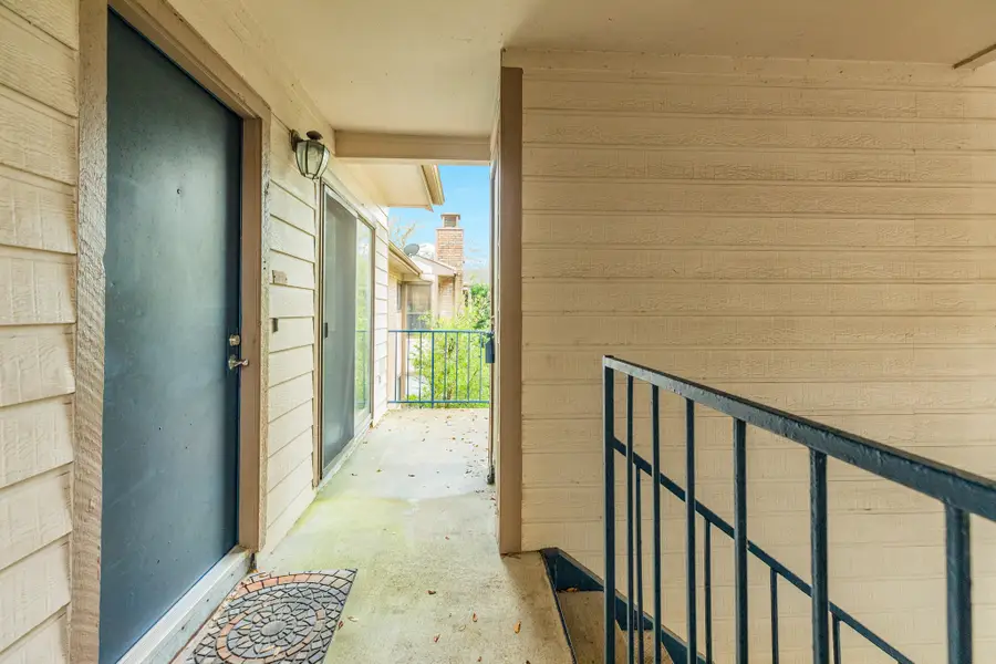 7128 N Holiday Drive, Galveston, TX 77550 - #3