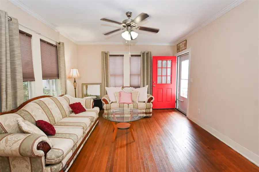 1117 37th Street, Galveston, TX 77550 - #3