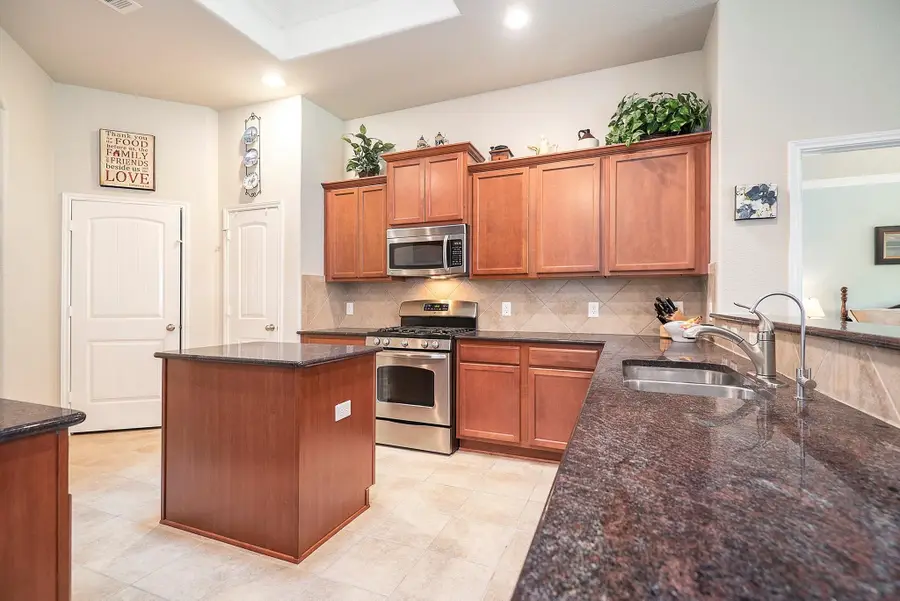 170 Black Swan Place, The Woodlands, TX 77354 - #3