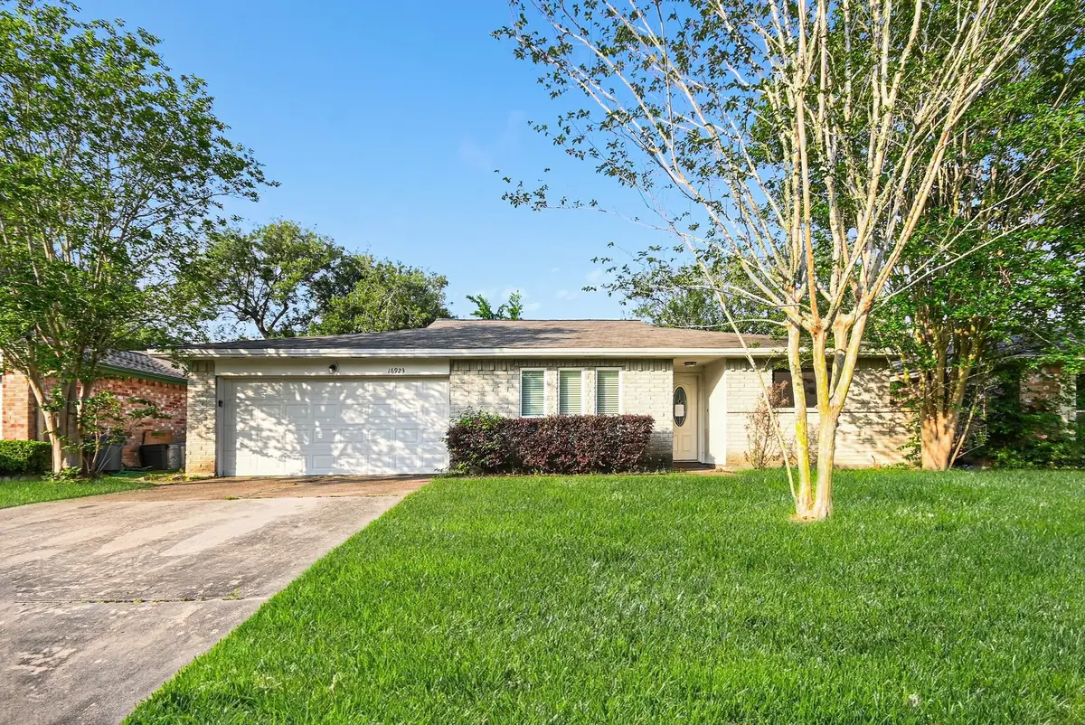 16923 Blackhawk Boulevard, Friendswood, TX 77546 - #1