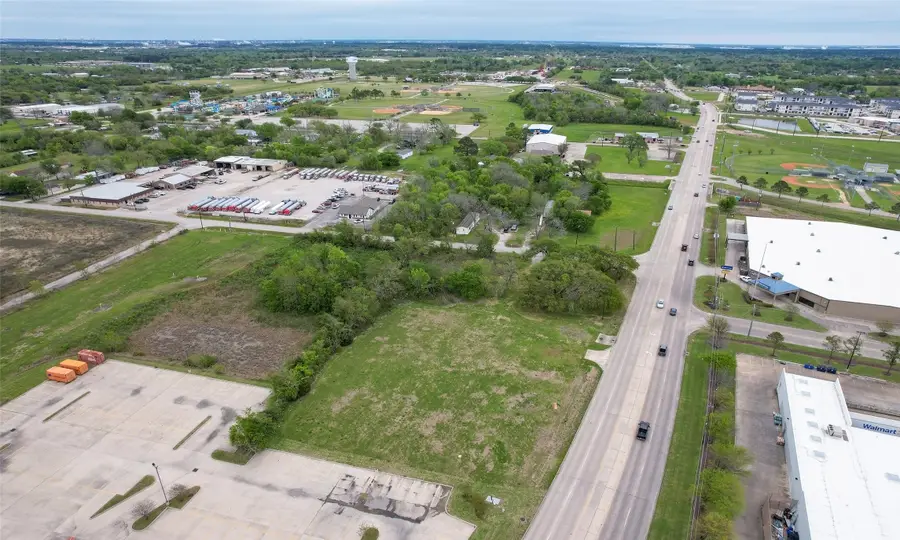 502 W Cedar Bayou Lynchburg Road, Baytown, TX 77521 - Image #3