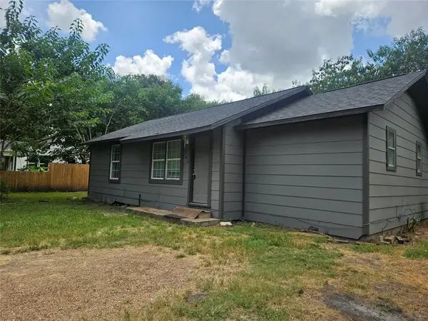 302 Grayless Street, Richmond, TX 77406