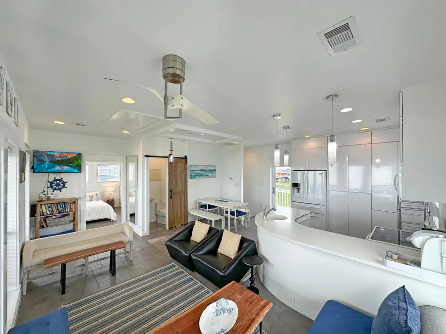 2496 Gilmore, Crystal Beach, TX 77650 - Image #3