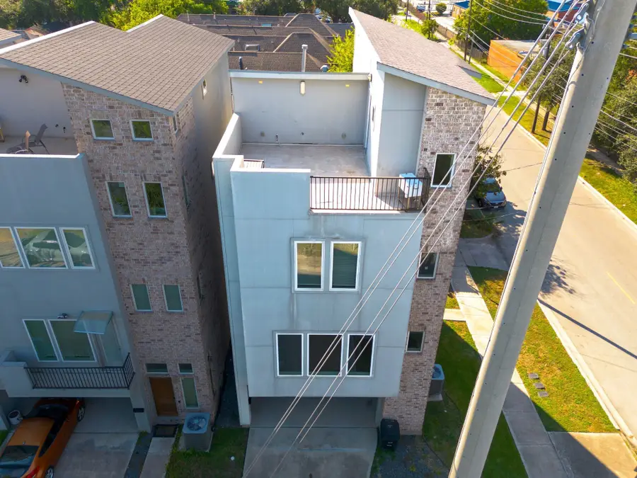 2103 Crockett Street, Houston, TX 77007 - Image #2