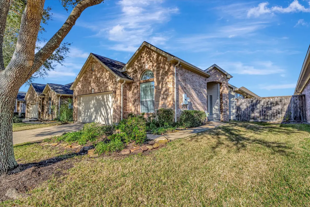 1619 Berlino Drive, Pearland, TX 77581 - Image #1
