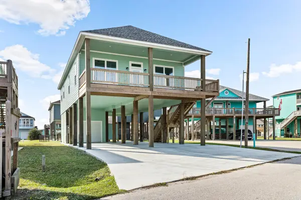 971 Tidelands, Crystal Beach, TX 77650