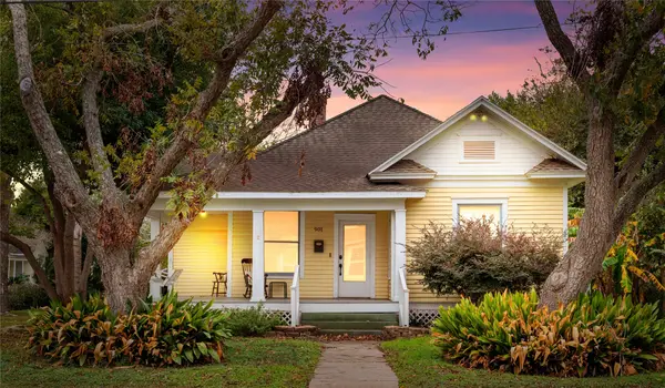 901 N Craig Street, Victoria, TX 77901