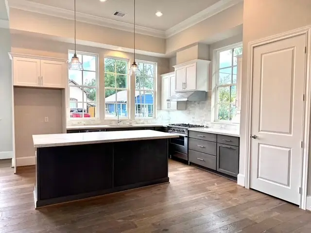 606 Delmar, Houston, TX 77023 - #3