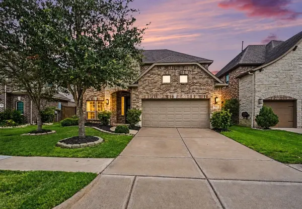 729 Angelina Street, Webster, TX 77598