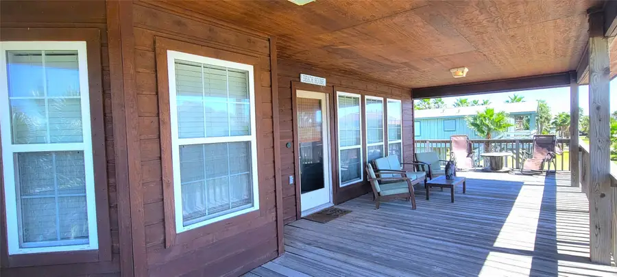 4015 Navarro Drive, Galveston, TX 77554 - Image #2