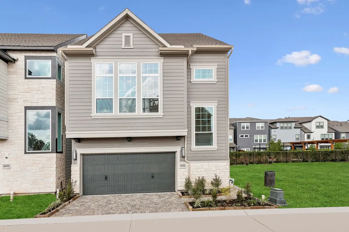 16026 Hayes Park Drive, Houston, TX 77079 - Image #1