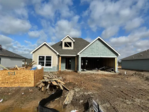 521 Harvest Lake Drive, Snook, TX 77878