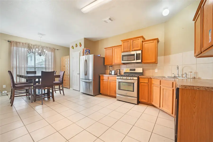 15835 Flagstone Walk Way, Houston, TX 77049 - Image #3