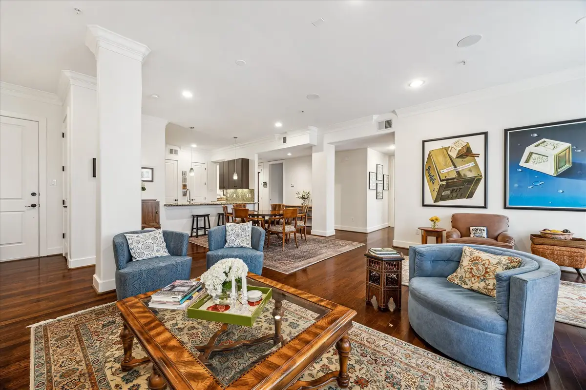 510 Lovett Boulevard #310, Houston, TX 77006 - Image #1