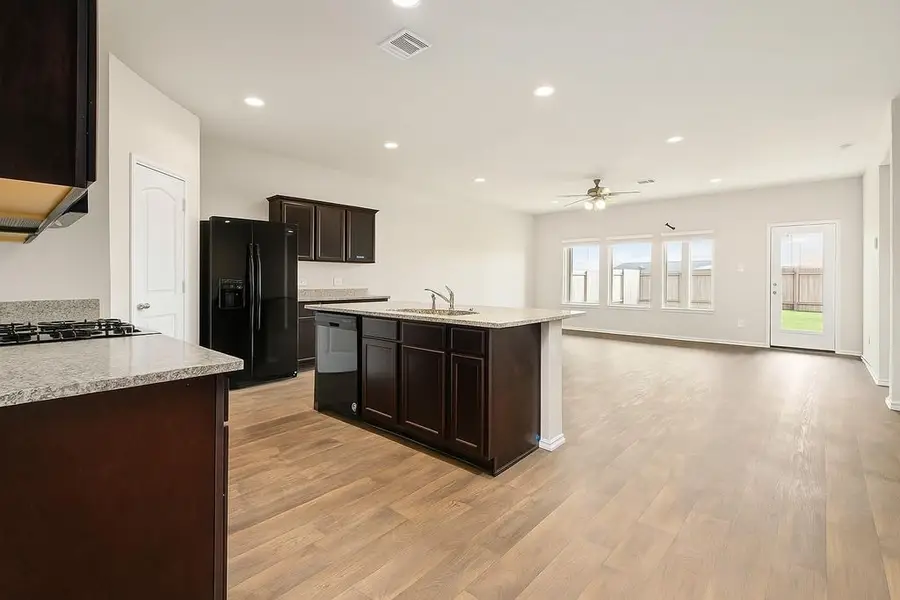 15422 Massey Forest Road, Southeast Montgomery, TX 77357 - Image #3