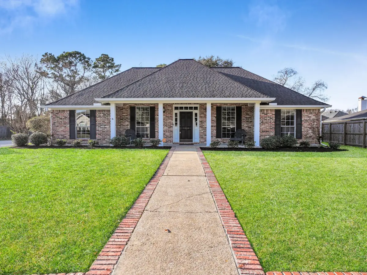 3910 Cypress Point Drive, Beaumont, TX 77707 - Image #1