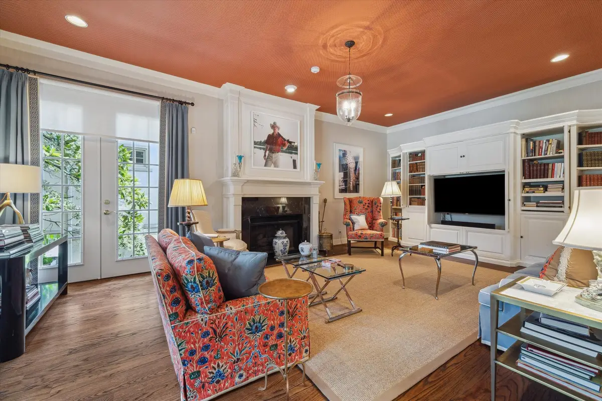 2902 West Lane Drive #A, Houston, TX 77027 - Image #1