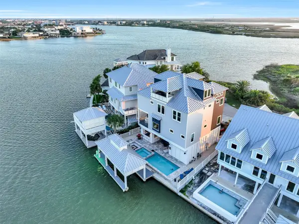 3430 Treasure Circle, Galveston, TX 77554