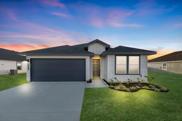 5640 Canvasback Drive, Orange, TX 77632