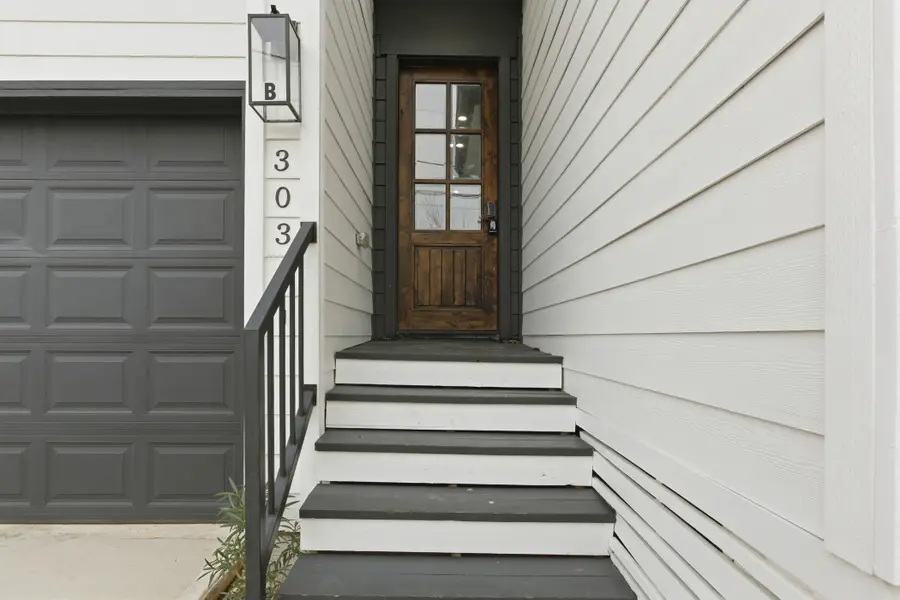 3034 Wayne Street #A-B, Houston, TX 77026 - Image #2