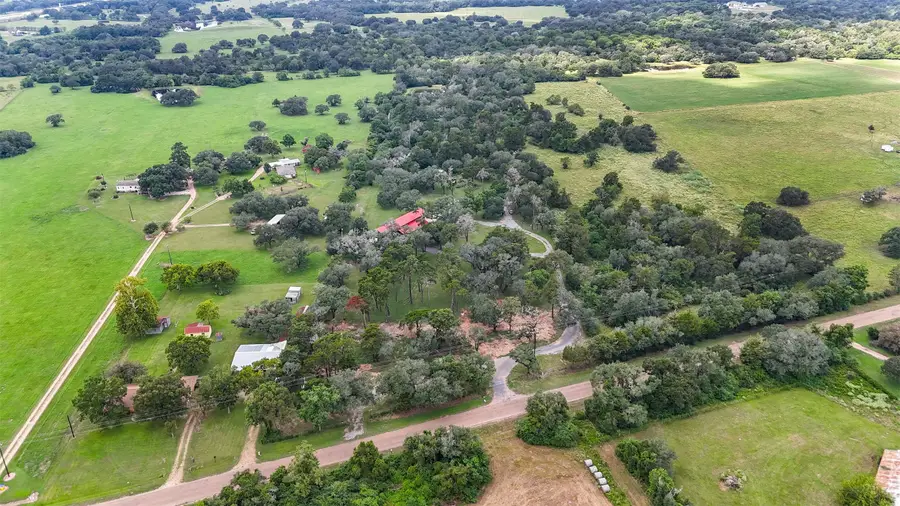 1920 Frelsburg Road, Alleyton, TX 78935 - Image #2