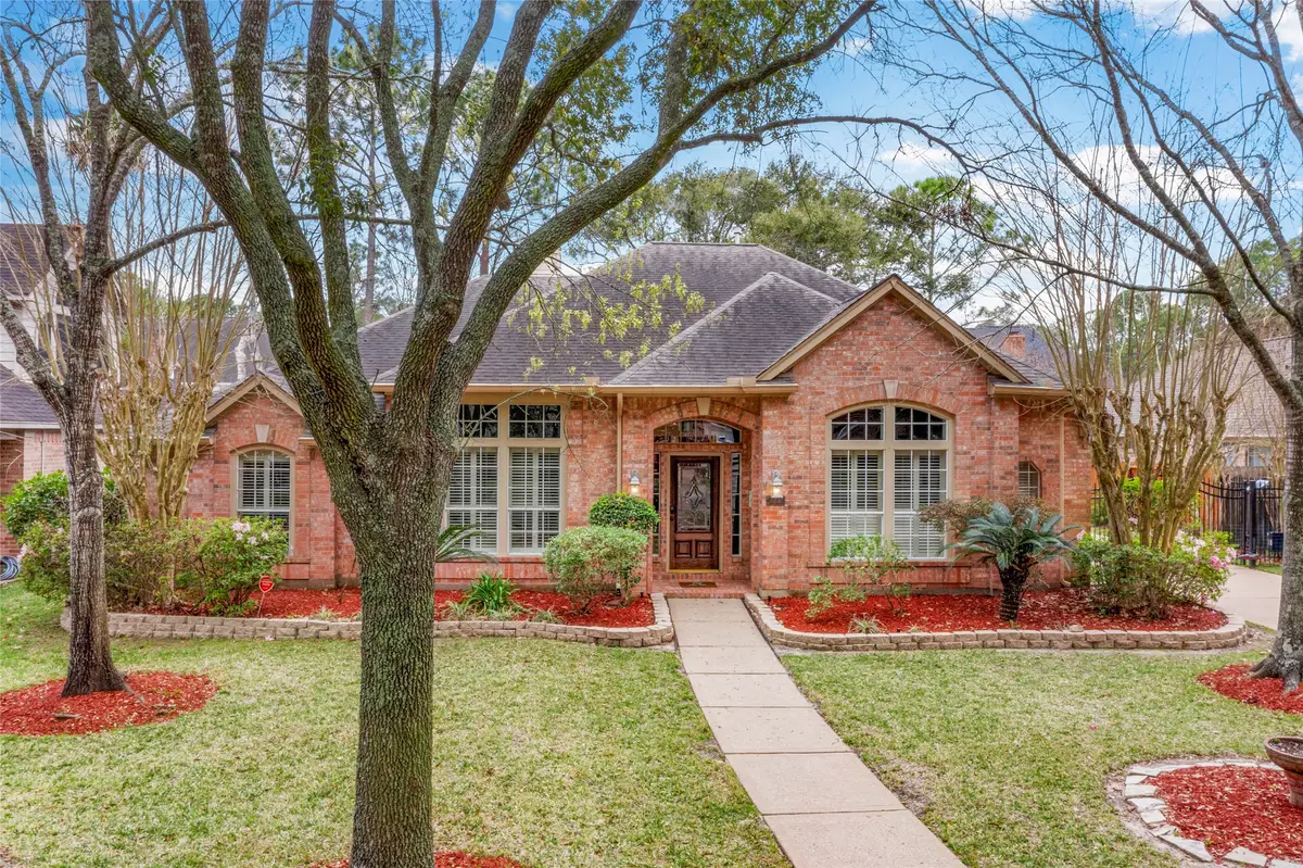 4011 W Pine Brook Way, Houston, TX 77059 - #1