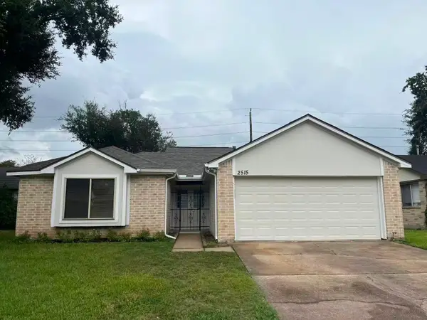 2515 Old Fort Road, Sugar Land, TX 77479