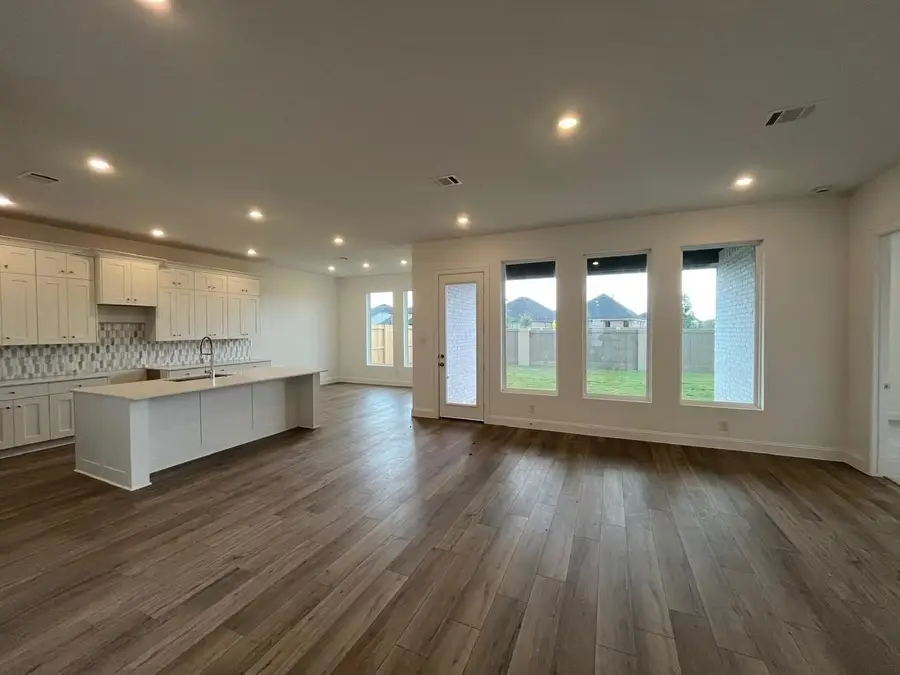 31502 Meadow Run Lane, Fulshear, TX 77423 - Image #2