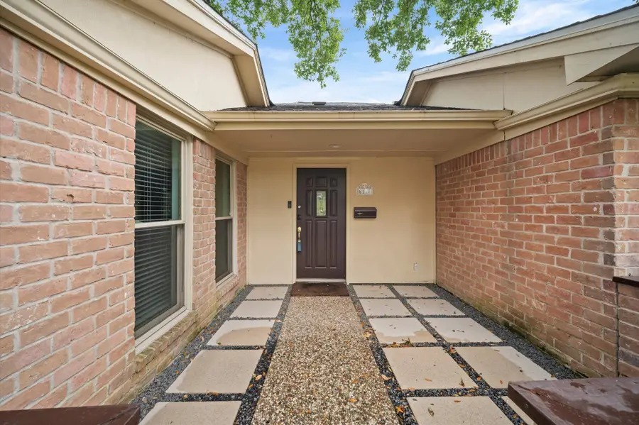 6114 Rollingbrook Drive, Houston, TX 77096 - #3