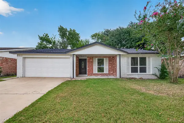 13722 New Village Lane, Sugar Land, TX 77498