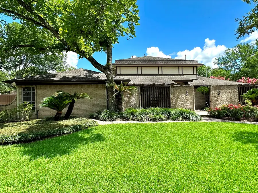 16329 Brook Forest Drive, Houston, TX 77059 - #3