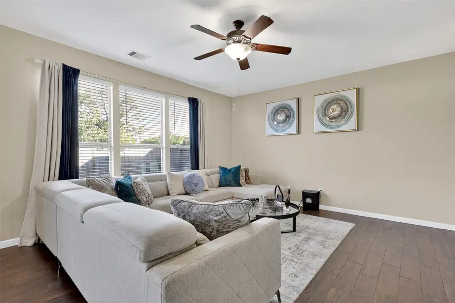 1114 Larks Trace Lane, Houston, TX 77090 - Image #2