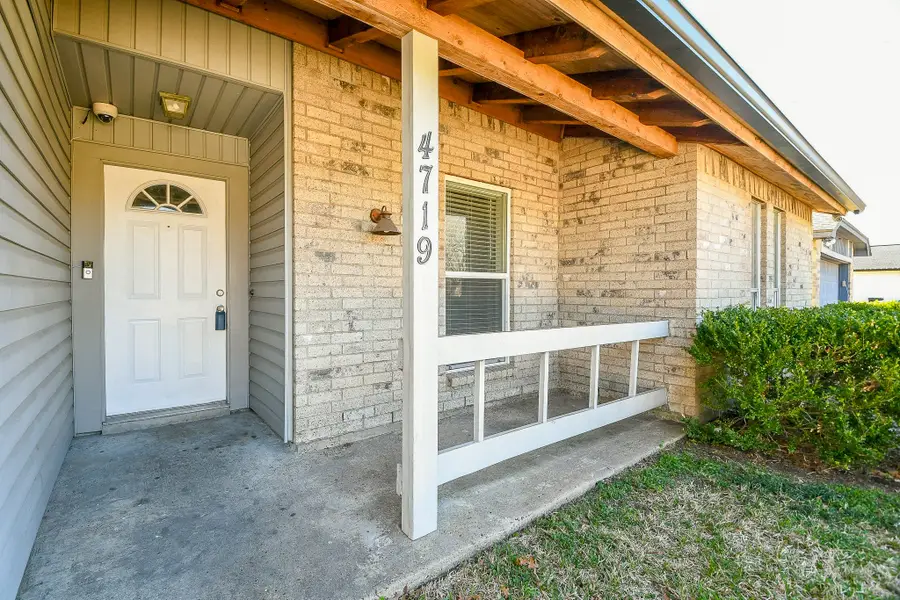 4719 Brownfields Drive, Houston, TX 77066 - Image #3