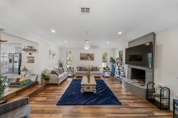 1815 Cobblestone Court, Richmond, TX 77406