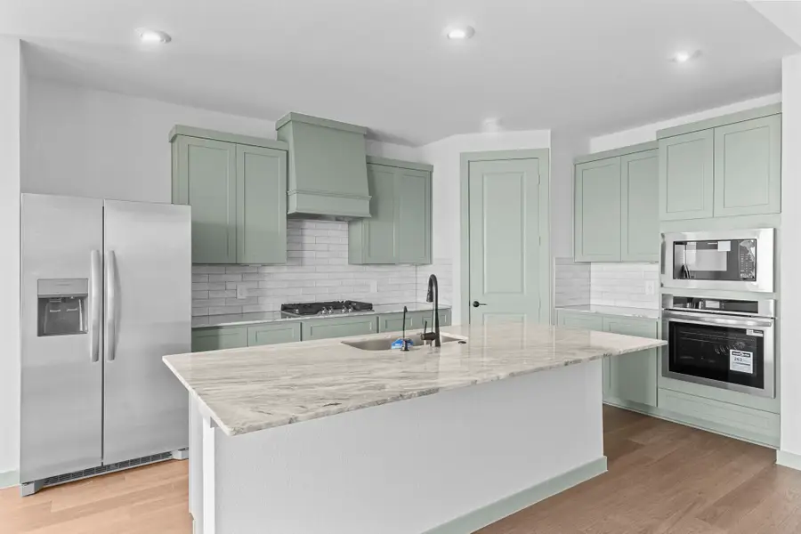 3328 Daily Harvest Drive, Pearland, TX 77581 - Image #2