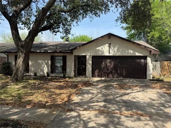 2126 Quail Valley East Drive, Missouri City, TX 77459