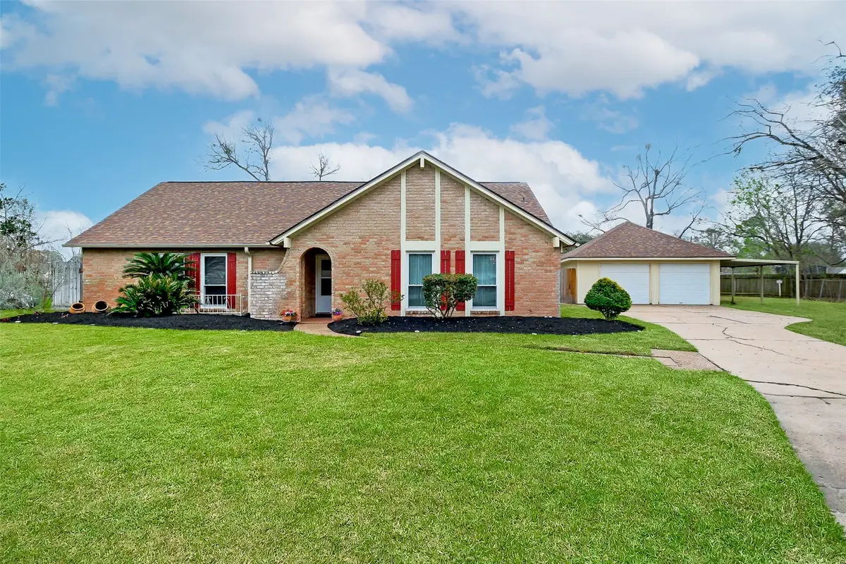 13807 Imperial Court, Sugar Land, TX 77498 - #1