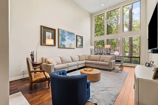 1918 Stoney Brook Drive, Houston, TX 77063