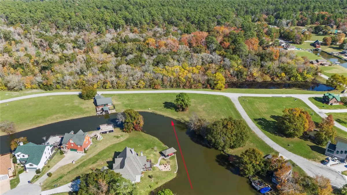 60 Wildwood Lake Drive, Huntsville, TX 77340 - #1