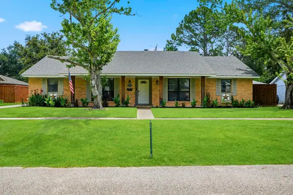 2110 Oceanview Drive, Seabrook, TX 77586