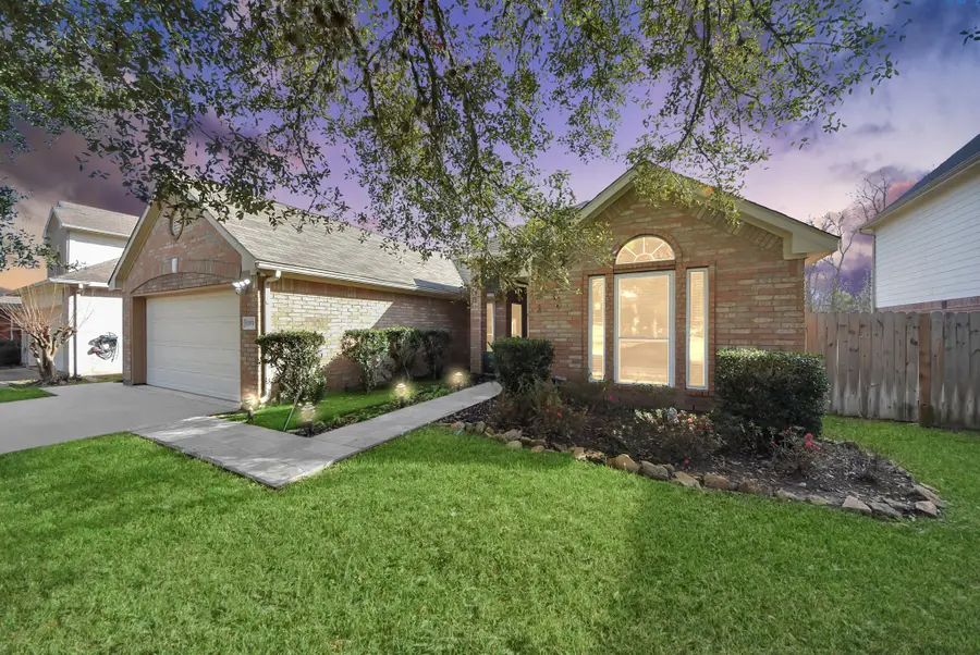 15511 Seminole Canyon Drive, Sugar Land, TX 77498 - #2