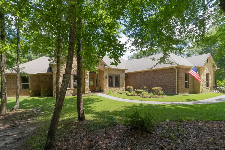 11302 Longmire Creek Court, Conroe, TX 77304 - Image #2