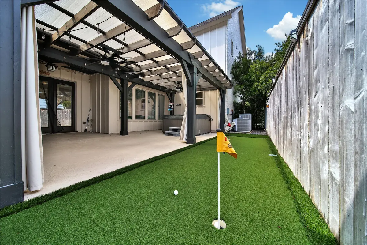 118 Grant Cove Drive, Montgomery, TX 77316 - #1