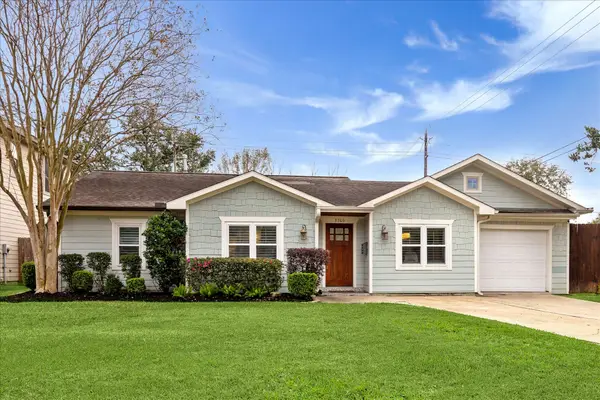 1749 Woodcrest Drive, Houston, TX 77018